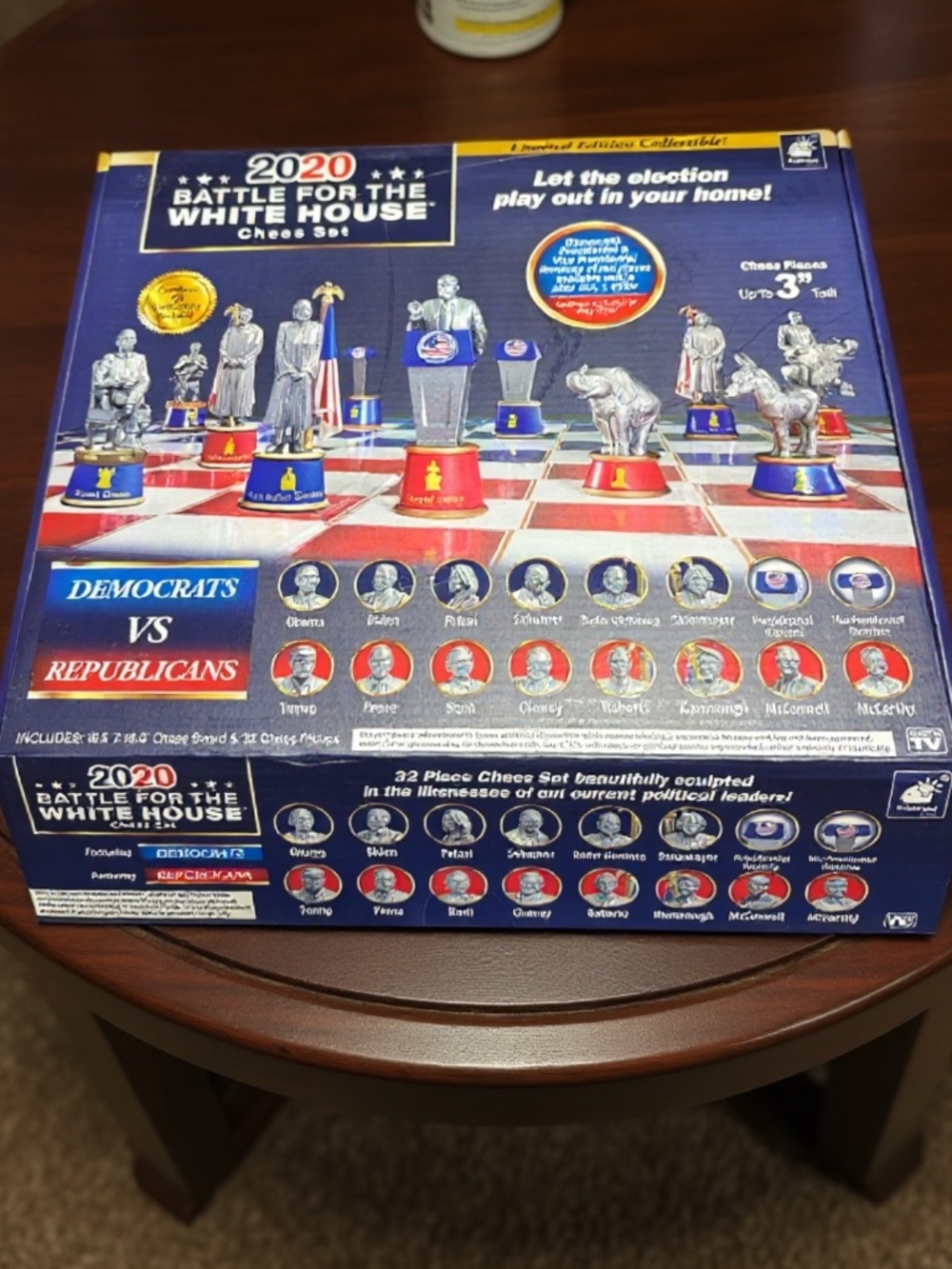 Battle for the White House Political Chess Set